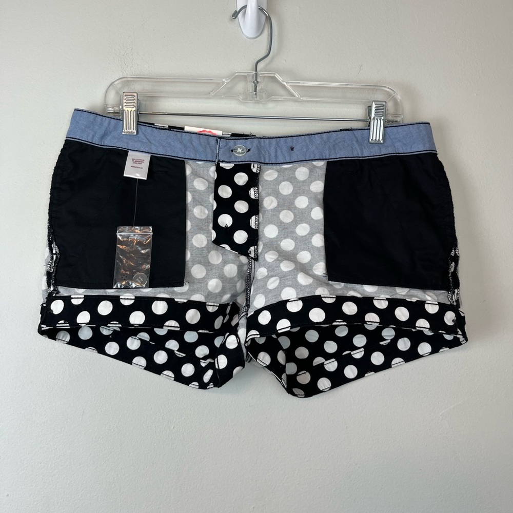 NWT SO Y2K Chino Short Black White Polka Dot Button Tab Jnr Size 11 - Picture 5 of 15